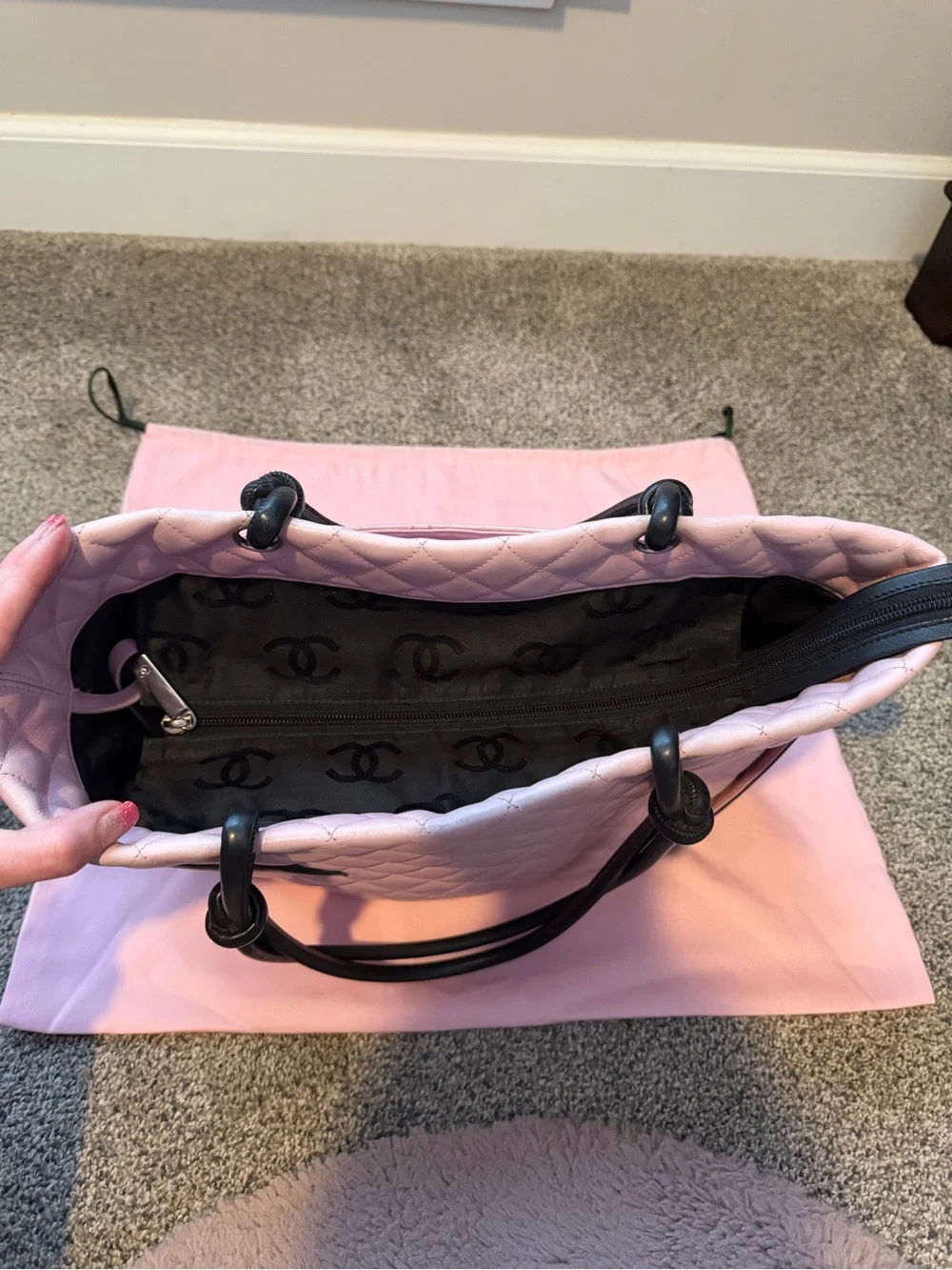 CHANEL Calfskin Quilted Large Cambon Tote Pink & Black Authentic - Picture 4 of 12